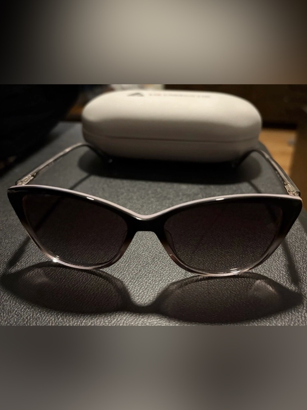 Liz Claiborne New W\
Case Ombre Brown And Pink Cat Eyes Style
Sunglasses